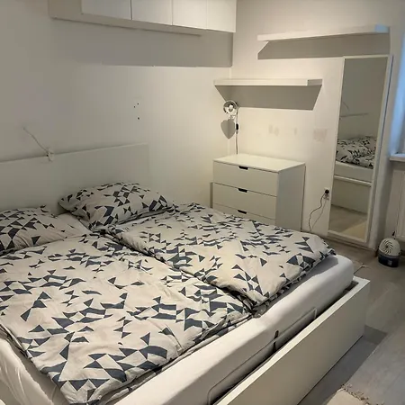 Cozy In Center Apartman
